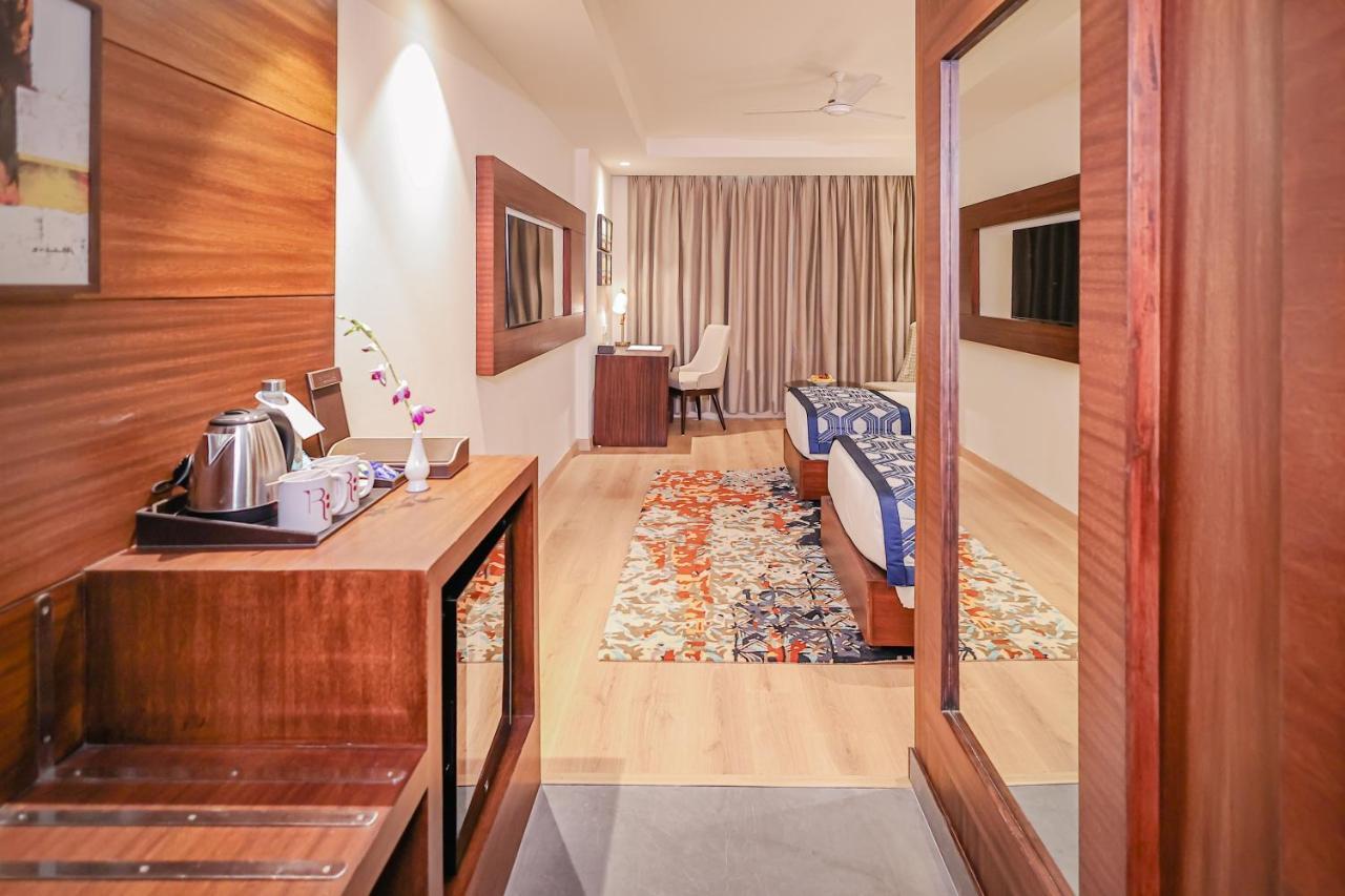 Regenta Dehradun By Royal Orchid Hotels Limited Exterior foto