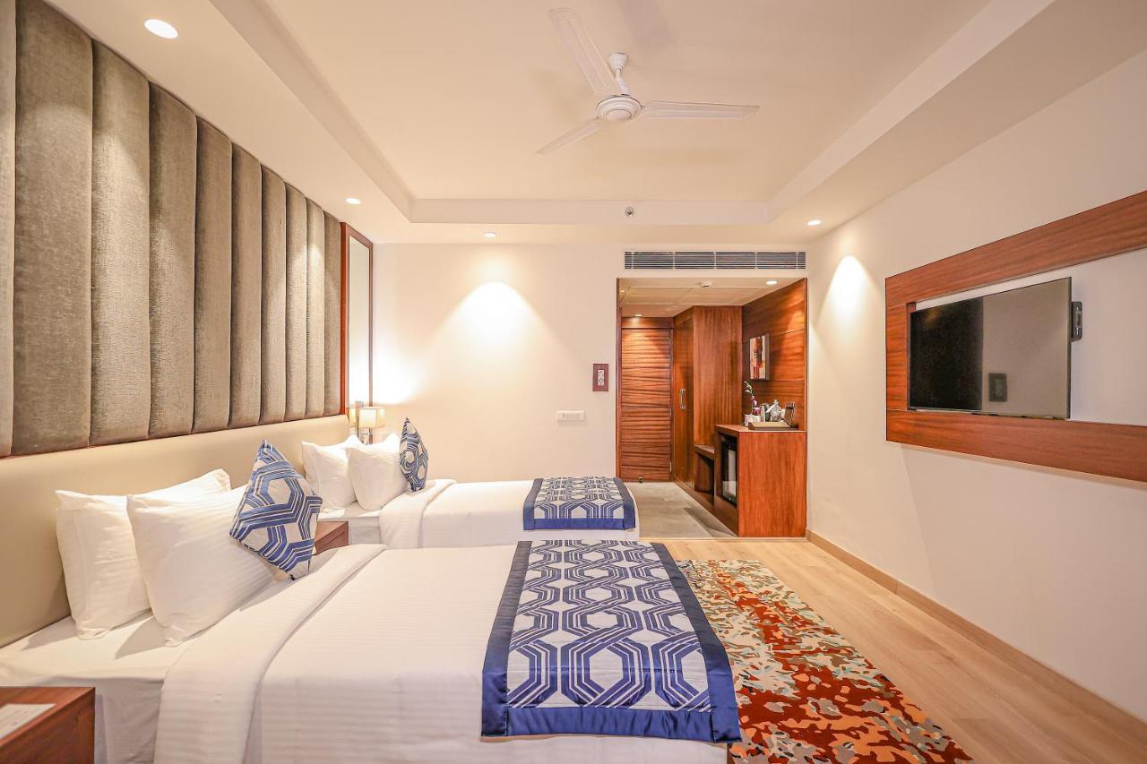 Regenta Dehradun By Royal Orchid Hotels Limited Exterior foto
