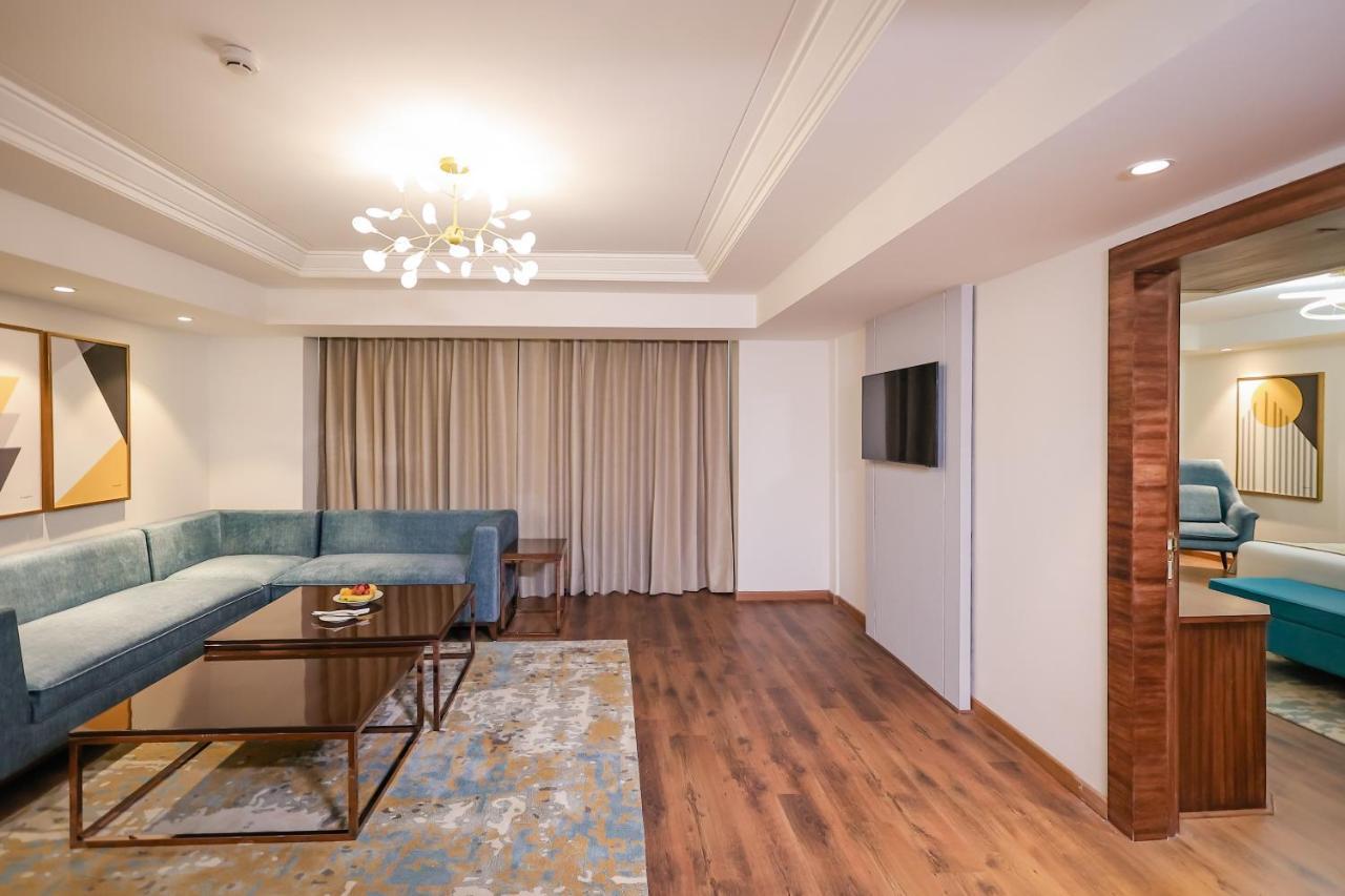 Regenta Dehradun By Royal Orchid Hotels Limited Exterior foto
